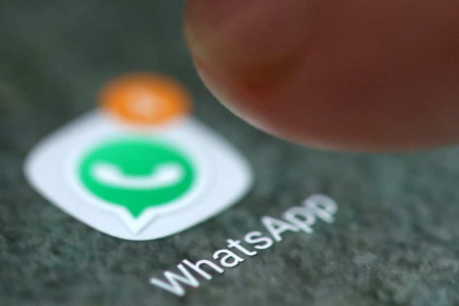 2020 10 22t134657z 1 lynxmpeg9l15l rtroptp 4 tech whatsapp pagamento