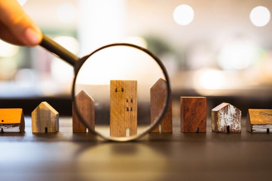 Casas e predios de madeira