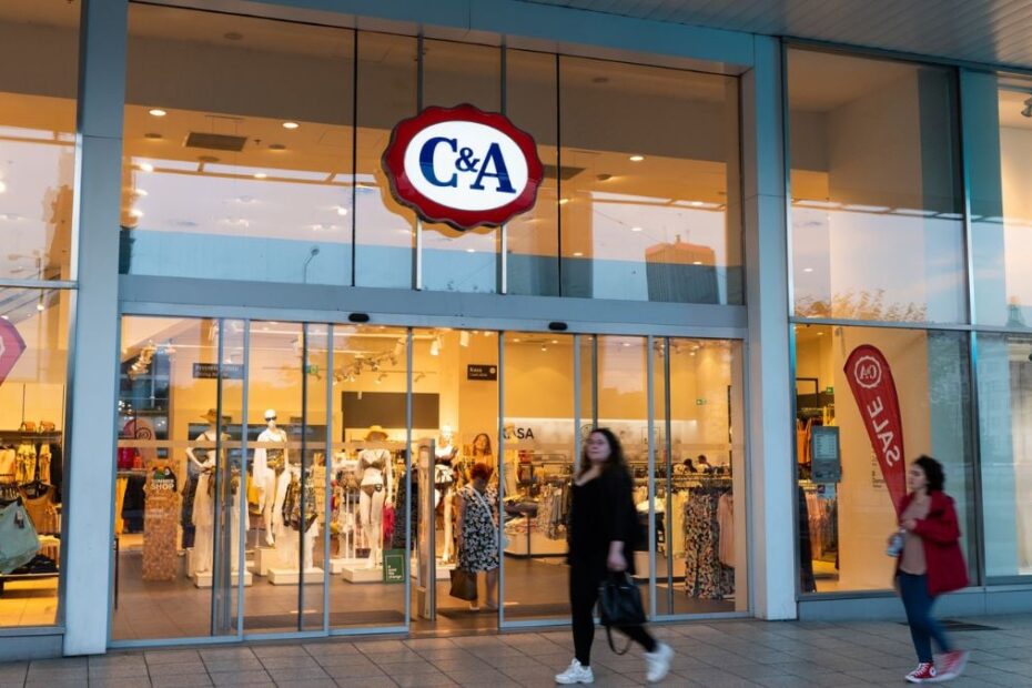 Fachada da loja da CA CEAB3. Foto iStock 1