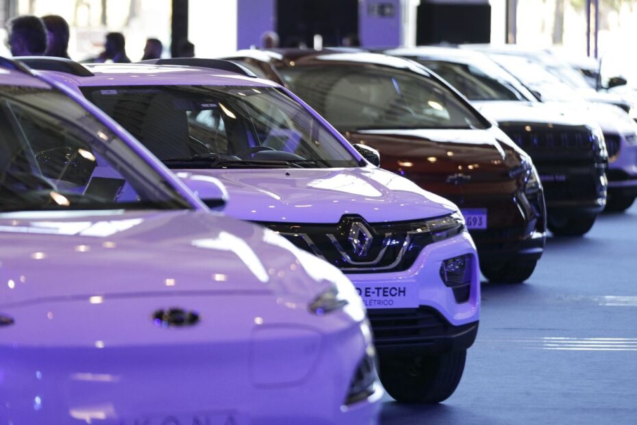 anfavea carros eletricos mcamgo abr 14062023 15