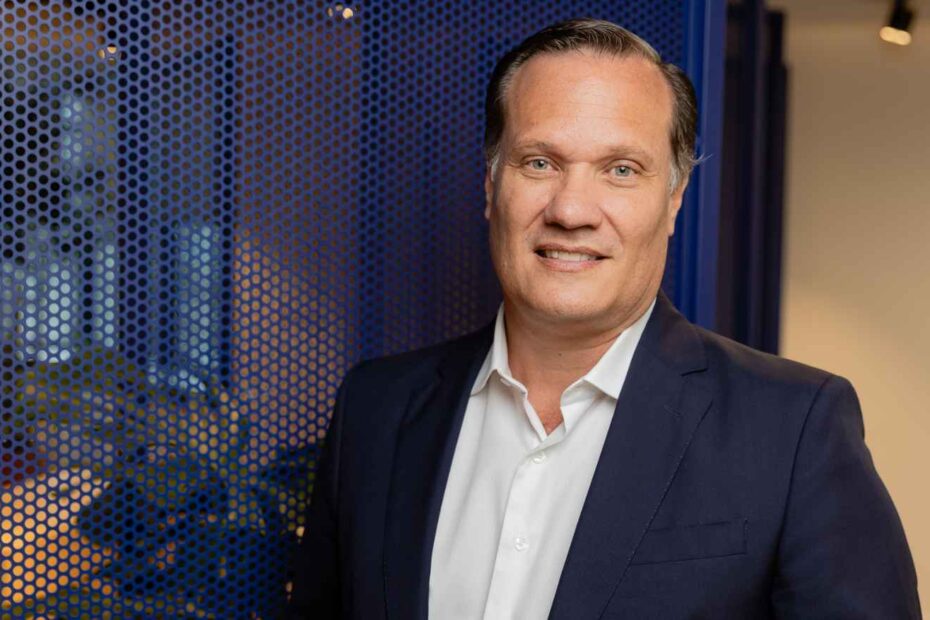 mt banco carrefour felipe gomes ceo