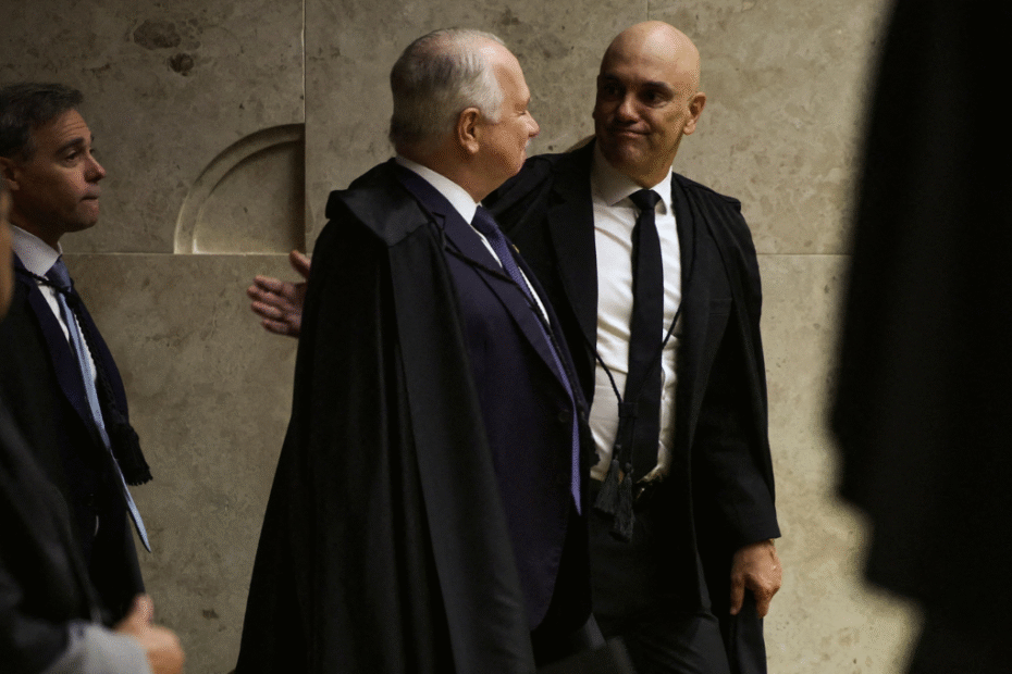 ministros do stf edson fachin e alexandre de moraes 01082025 reutersadriano machado