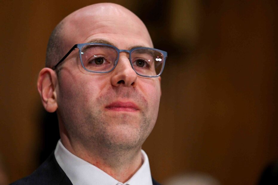 stephen miran scaled