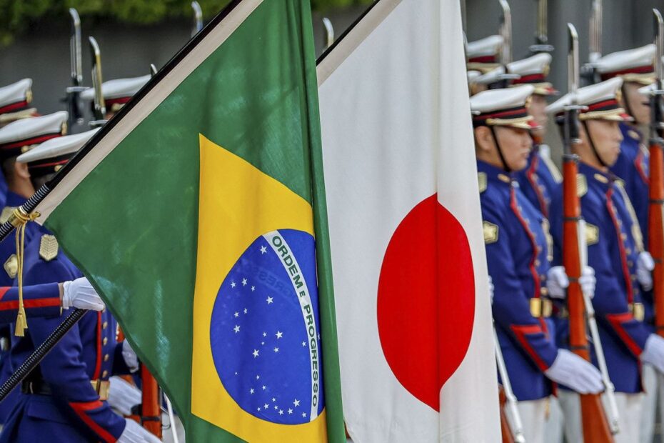 54407837322 e16ee07a3f o