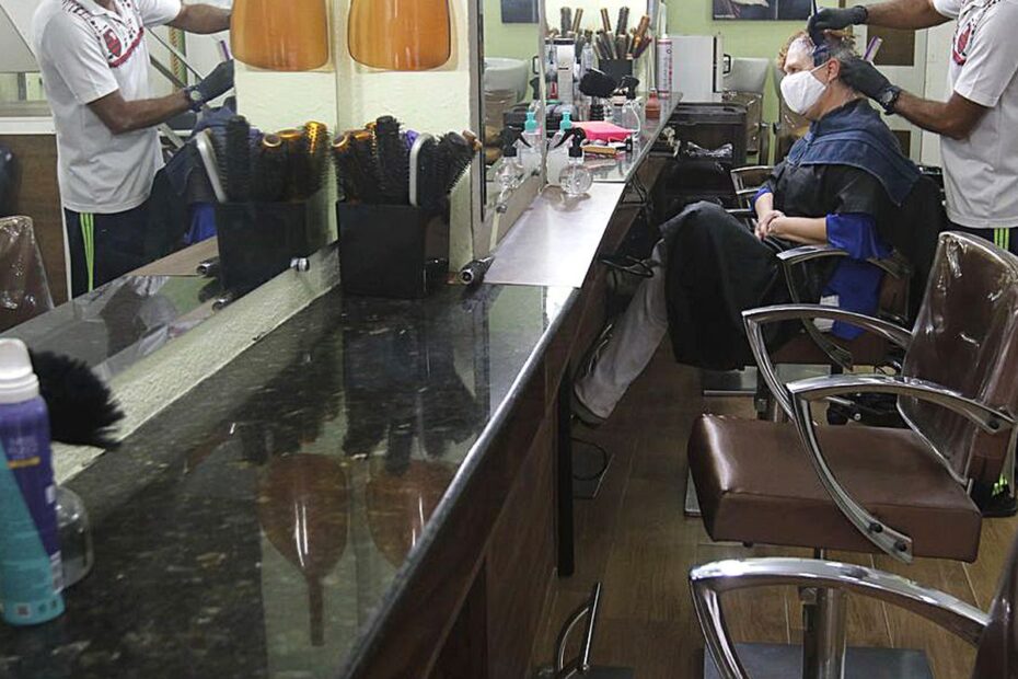 comercio de rua e saloes de beleza reabrem20200627 0330 0 0