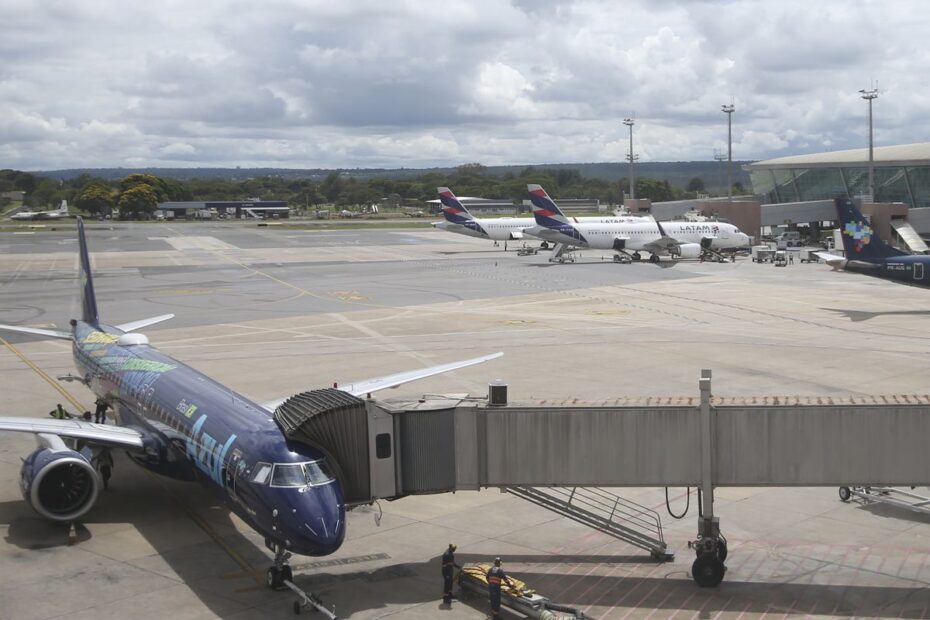 aeroporto internacional de brasilia1912223001