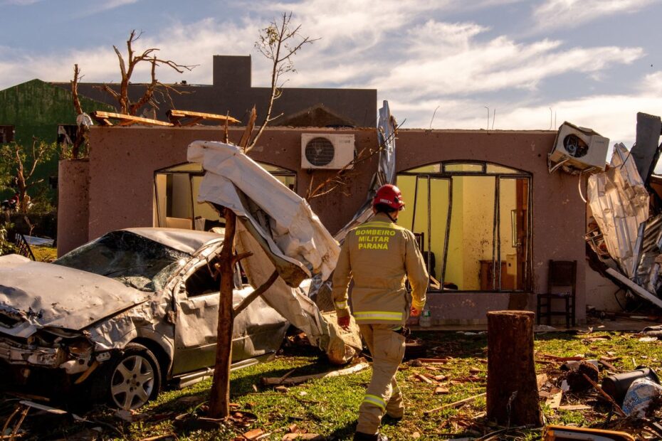 2025 11 09t144356z 1283074566 rc2wshazg15d rtrmadp 3 brazil weather tornado