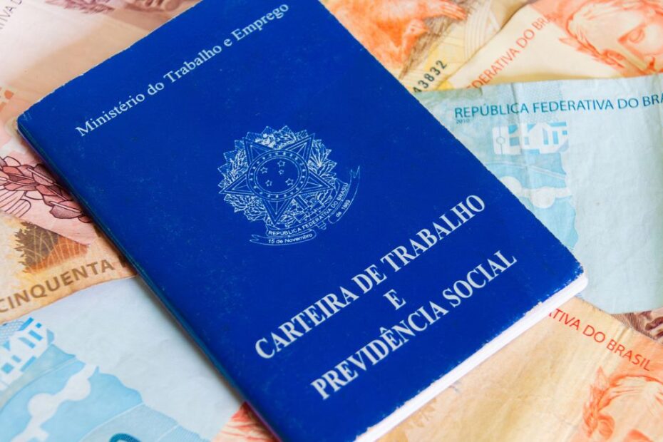 Bancos comecam a escalar consignado privado mas ainda aguardam ajustes. salario minimo dinhei