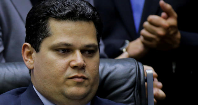 Davi Alcolumbre descarta leitura de requerimentos para criar CPMI do
