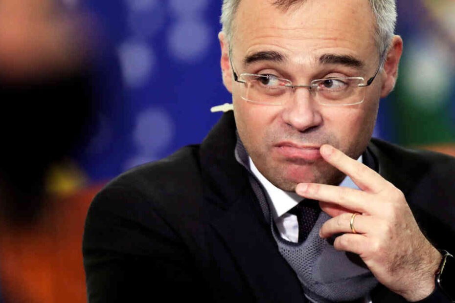 Mendonca vota para manter prisao de primo de Vorcaro Gilmar