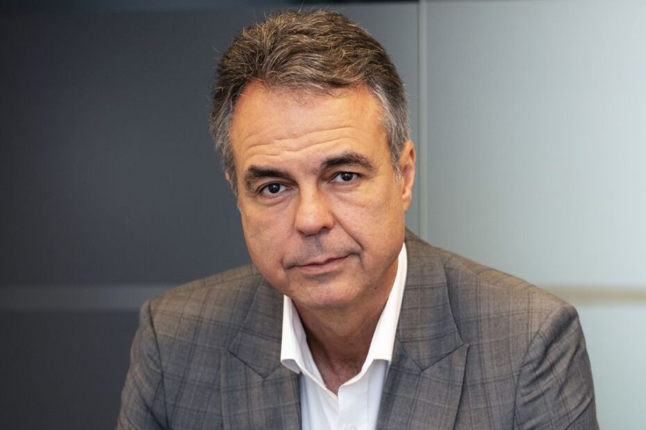 carlos gil ceo oncoclinicas