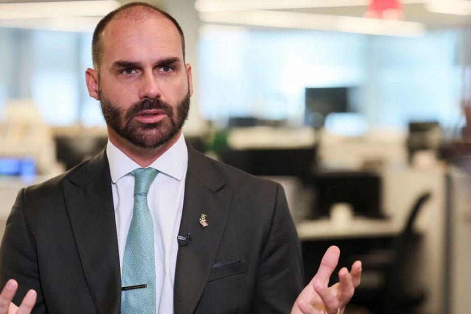 eduardo bolsonaro pgr