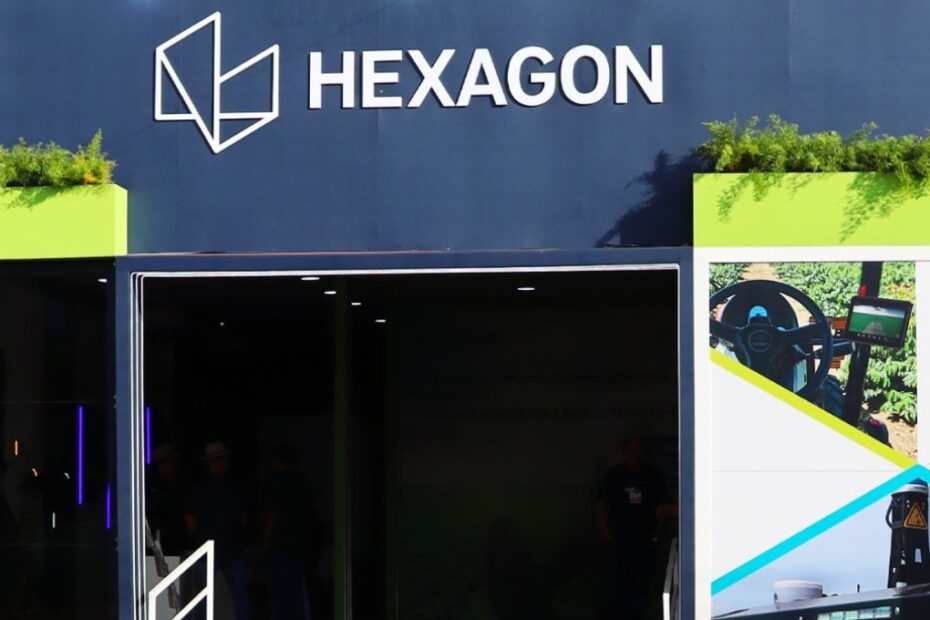 hexagon agrishow