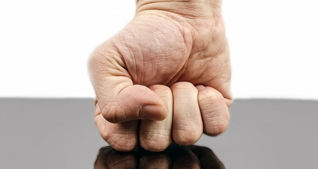 punch 316605 640
