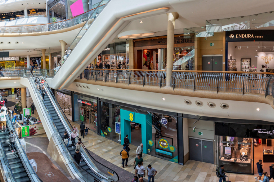 shoppings multiplan imagem nigel jarvis istockphoto